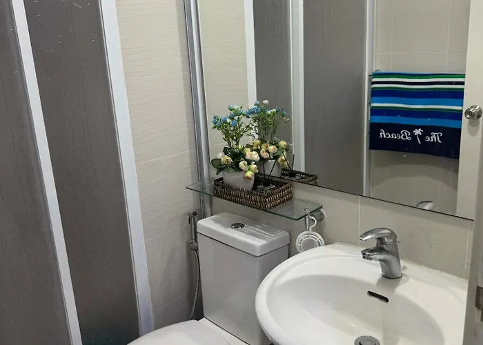 1 Bedroom Cityscape Azure Manila