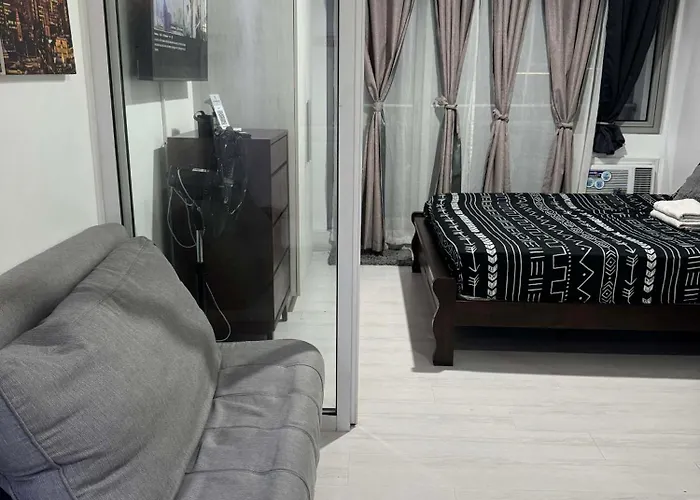 1 Bedroom Cityscape Azure